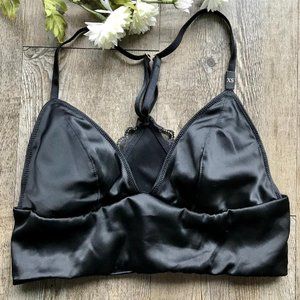 **NEW** 2/$30 ❤️ Victoria’s Secret Black Satin Padded Bralette Bra
